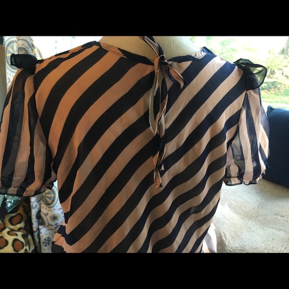 Levi’s denim skirt... - Picture 9 of 12